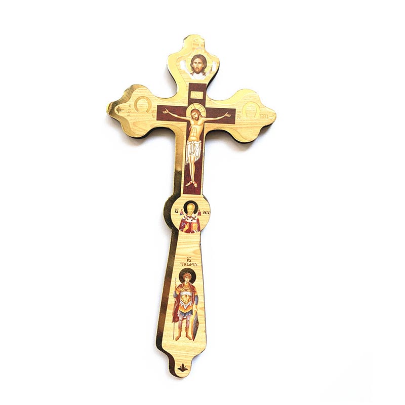 Wie können religiöse Holzhandwerke spirituelle und häusliche Räume bereichern?