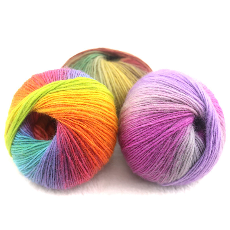 Strickgarn aus Regenbogenwolle